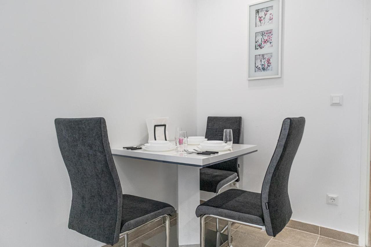 9 Min From City Center - Lovely Studio Near U1 Reumannplatz Вена Экстерьер фото