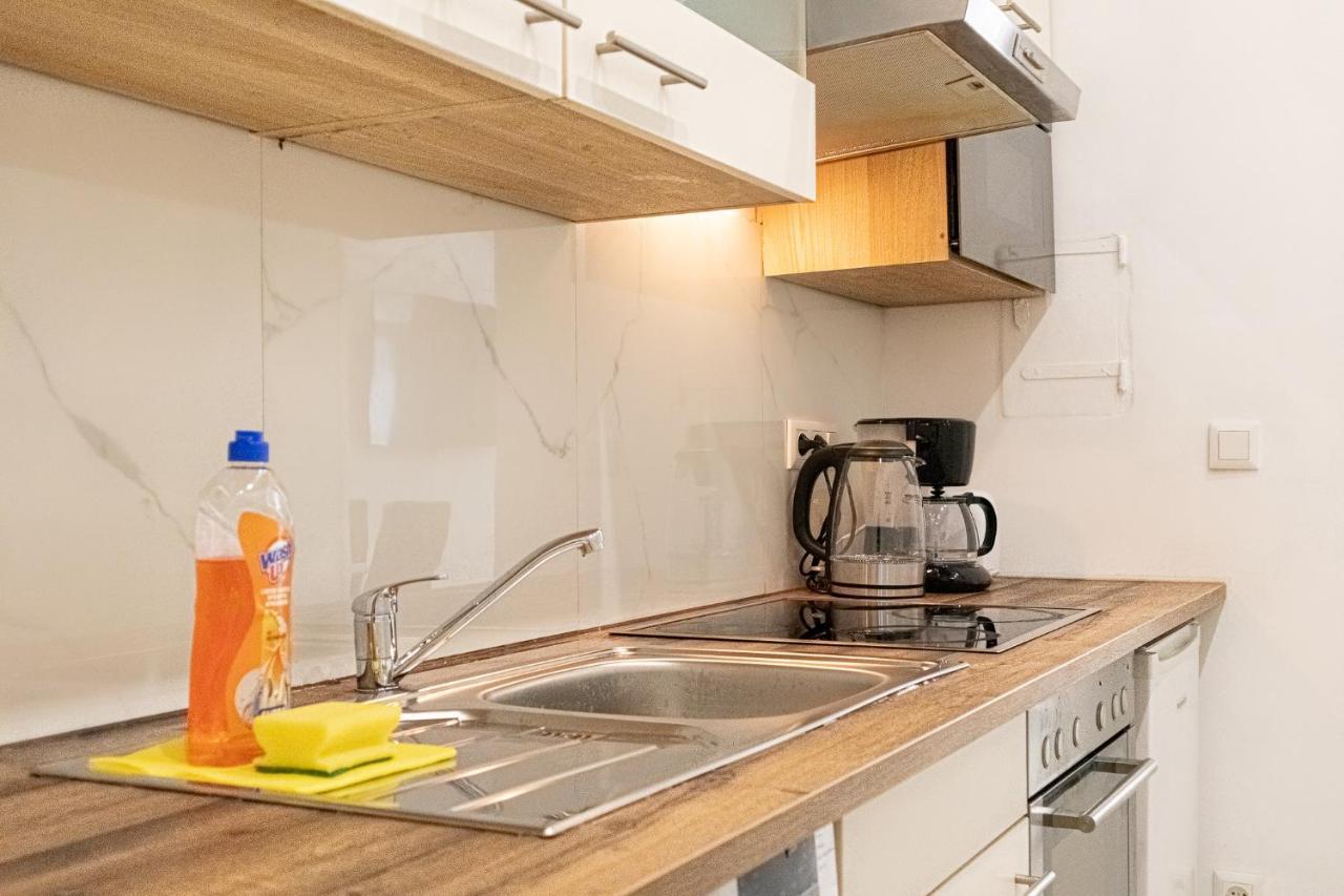 9 Min From City Center - Lovely Studio Near U1 Reumannplatz Вена Экстерьер фото